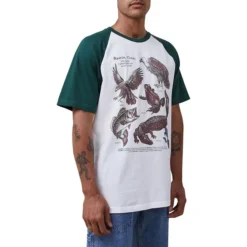 COTTON ON Premium Relaxed-Fit Souvenir Graphic Raglan T-Shirt