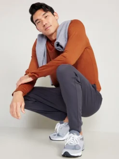 Old Navy Go-Dry Cool Odor-Control Core Long-Sleeve T-Shirt For Men -Unde Clothing Shop https3A2F2Foldnavy.gapcanada.ca2Fwebcontent2F00532F5582F5742Fcn53558574.jpg 640x