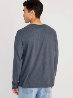 Old Navy Relaxed Layer T-Shirt For Men -Unde Clothing Shop https3A2F2Foldnavy.gapcanada.ca2Fwebcontent2F00532F7312F9342Fcn53731934.jpg 640x