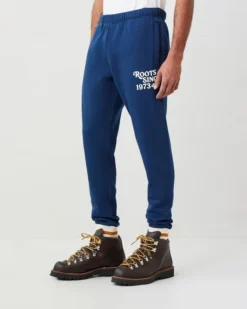 Cabin Park Slim Sweatpant -Unde Clothing Shop https3A2F2Fwww.roots .com2Fdw2Fimage2Fv22FBGGS PRD2Fon2Fdemandware.static2F 2FSites roots master catalog2Fdefault2Fdw124430cc2Fimages2F39090252 041 c.jpg3Fsw3D120026sh3D120026sm3Dfit 640x
