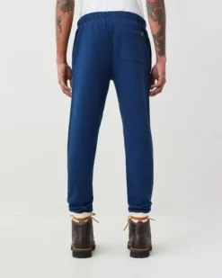 Cabin Park Slim Sweatpant -Unde Clothing Shop https3A2F2Fwww.roots .com2Fdw2Fimage2Fv22FBGGS PRD2Fon2Fdemandware.static2F 2FSites roots master catalog2Fdefault2Fdw466ad61e2Fimages2F39090252 041 d.jpg3Fsw3D120026sh3D120026sm3Dfit 640x